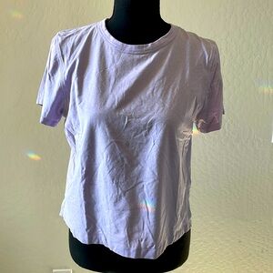 Lululemon lavender tee